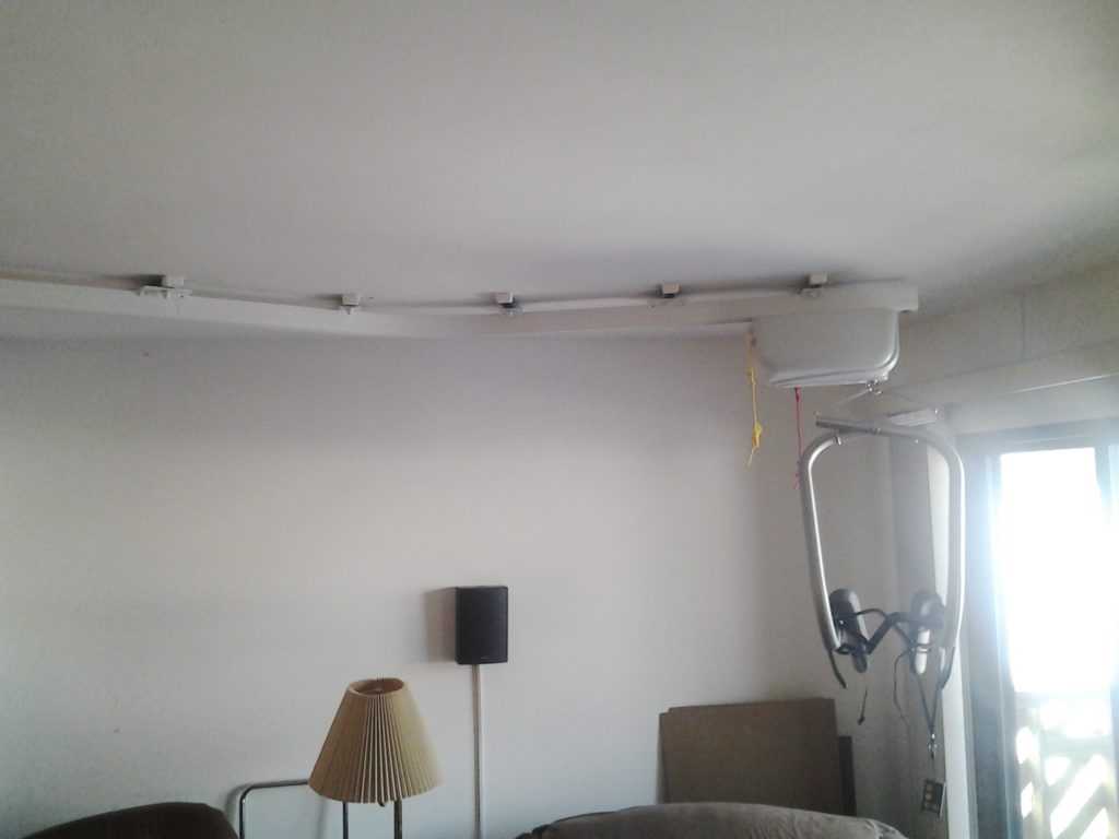 livingroom surehands ceiling track lift