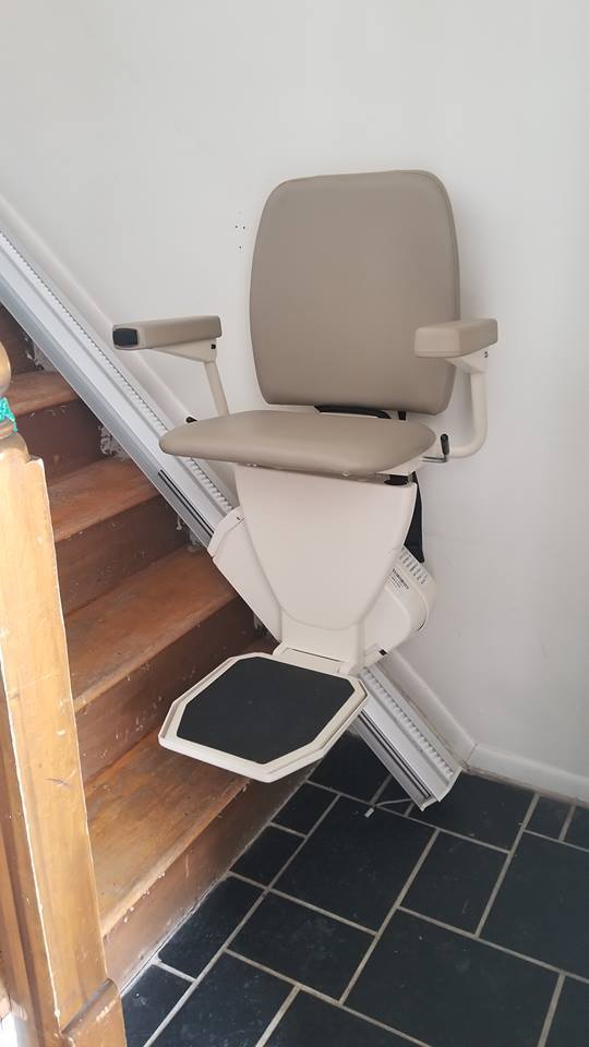 stair lift installation in englewood fl