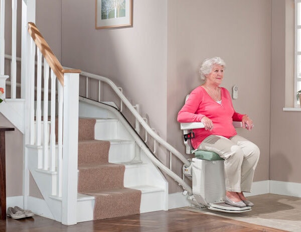 Guide to Stair Lift Installation: Easy Steps & Tips